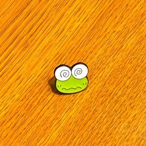 Women’s Accessories Dizzy Green Frog Reptile Enamel Pin-Green, White, and Black
